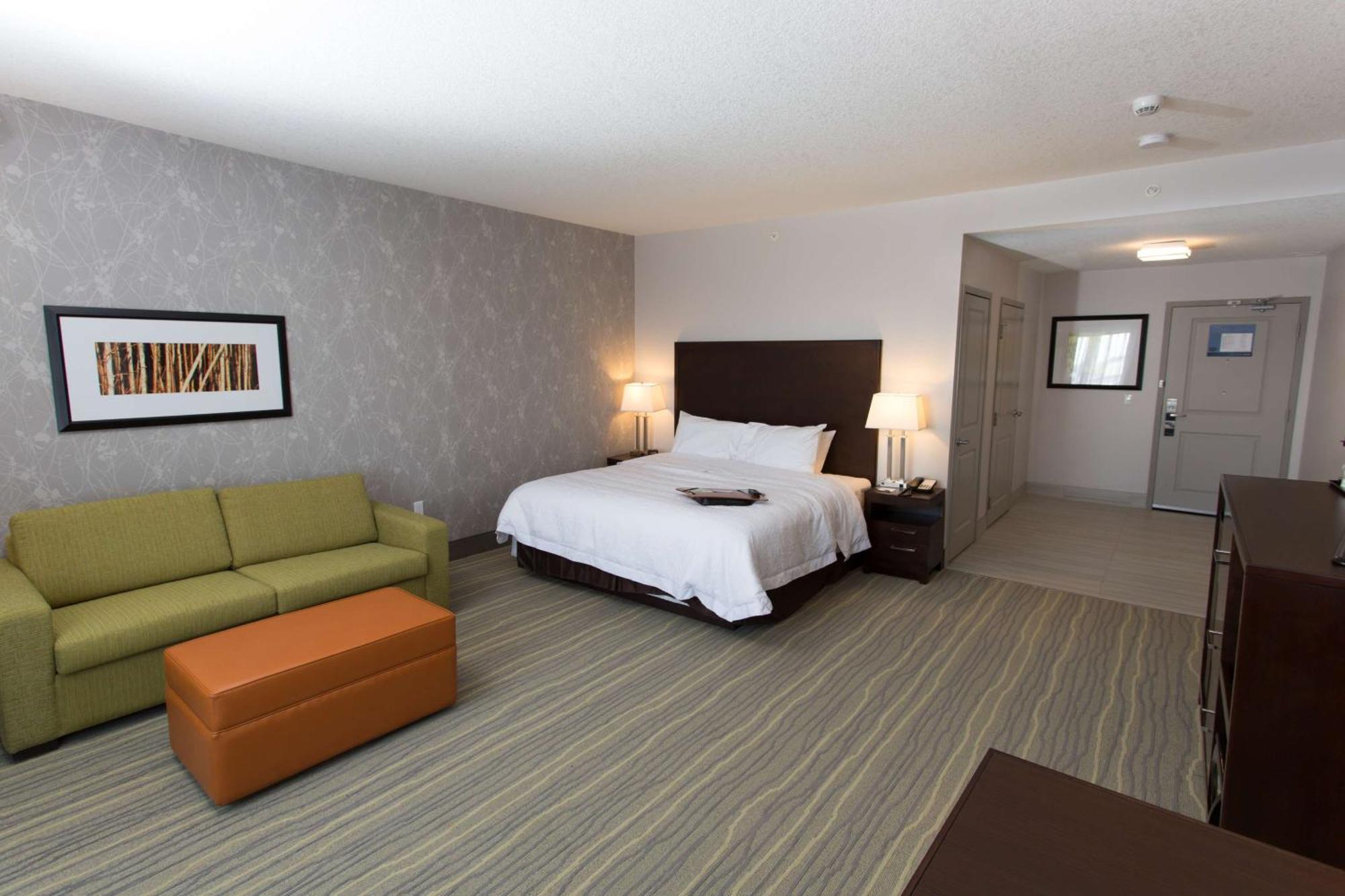 Hampton Inn by Hilton Lloydminster Eksteriør bilde